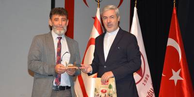 YDÜ’de “8. Uluslararası Celaleddin Rumî Bilimsel Kongresi” yapıldı