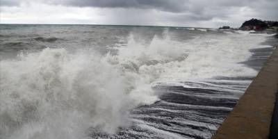 Denizlerde fırtına uyarısı