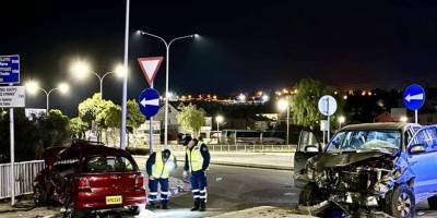 Nene, dede ve 2 torun trafikte can verdi