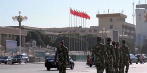 Polis karakoluna saldırı: 9 ölü