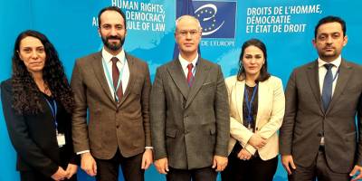 Meclis Heyeti Strasbourg’da Kıbrıs raportörü ile görüştü