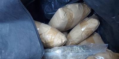 9 kilo uyuşturucu ve yüzlerce çatapat