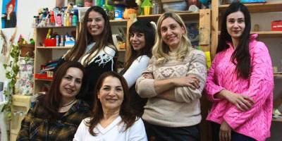 Pembe Atölye’nin “Toprak Kadın Dönüşüm” Sergisi 2 Mart’ta Rüstem ana Galeri’de açılıyor