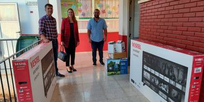 Merit’ten okullara 10 milyon TL’lik katkı