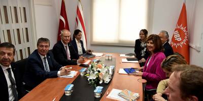 Holgiun UBP'yi ziyaret etti