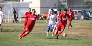 Göçmenköy 3 attı, 3 aldı: 3-0