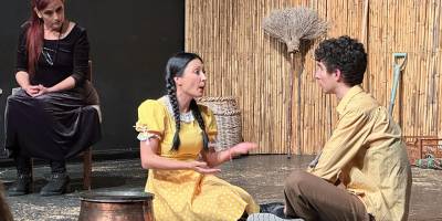 “Beşparmaklar Tiyatro Festivali” Dünya Tiyatro Günü’nde açıldı