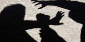 Eve girdi TACİZ ETTİ!