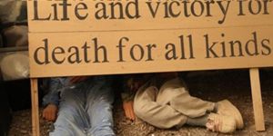 Halepçe katliamında ölenler anılıyor