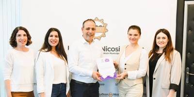 Mağusa Ravelin Kulübü’nden Kadın Sığınma Evi’ne bağış