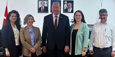 Fizyoterapistler, “Birlik Yasası” için Sağlık Bakanı Dinçyürek’i ziyaret etti