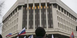 Bağımsız Kırım Cumhuriyeti ilan edildi