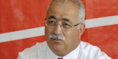 İzcan: “BKP, öğretmenlerimizin başını çektiği haklı mücadelenin yanında”