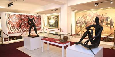 Kıbrıs Modern Sanat Müzesi, Kıbrıs Araba Müzesi ve Surlariçi Şehir ziyarete açıldı