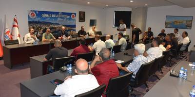 Şenkul, çarşı esnafının sorunlarını dinledi