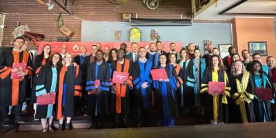 UKÜ'de akademisyenler onurlandırıldı