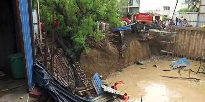 Hindistan'da  çöken duvarın altında kalan 11 işçi hayatını kaybetti