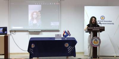 Fizyoterapist Ebru Albayrak, DAÜ’de yapılan seminere konuk oldu