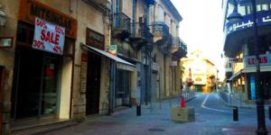 Peruk ve sahte bıyıkla soygun yaptı