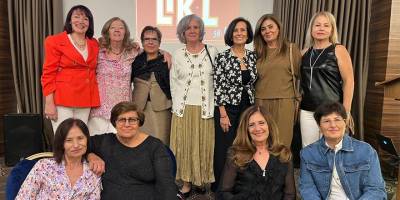 Lefkoşa Türk Kız Lisesi’nin 1974 mezunları, 50'nci mezuniyet yıllarını kutladı