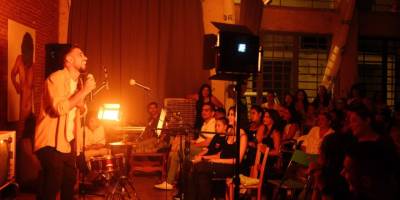 Aşk, mizah ve bol kahkaha: Collective.Beat Komedi Gecesi 13 Şubat’ta Mağusada!