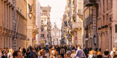 AB 2025'te ekonomi ve güvenliğe odaklanacak