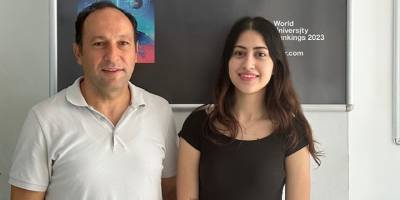 DAÜ ekonomi bölümü mezunu Sadaf Jahangırı Pour, Warwıck Üniversitesi'nden üstün başarıyla mezun oldu