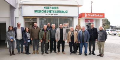 Tarım ve Doğal Kaynaklar Bakanı Çavuş, narenciye üreticilerini ziyaret etti