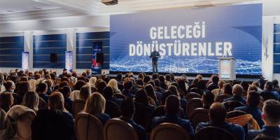 Creditwest Bank'tan "Geleceği Dönüştürenler" Zirvesi: 2025 Hedefleri ve Yapay Zeka Vizyonu