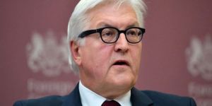 Steinmeier, Kasulides ile görüştü