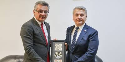 Erhürman ile Canbey görüştü