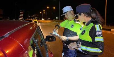 Trafik denetimlerinde bir haftada 2 bin 465 sürücü rapor edildi, 13'ü tutuklandı