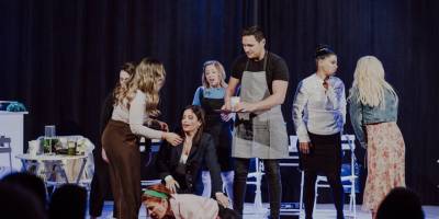 Creditwest Bank gönüllü tiyatro kulübü oyunu "Drama Latte"de son perde