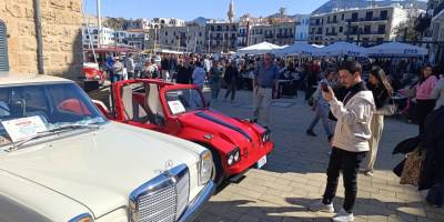 Girne Antik Liman’da klasik otomobil sergisi düzenlendi
