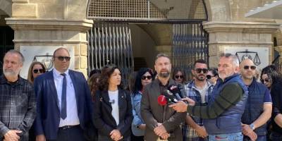 Eğitim Bakanı sendikaları görüşmeye çağırdı