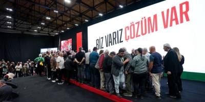 CTP’liler 75 kişilik Parti Meclisi’ni belirlemek üzere oy kullanıyor