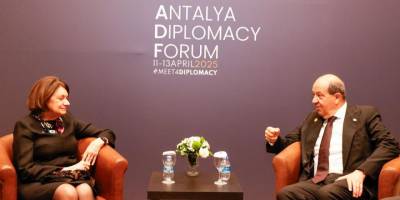 Tatar, BM Genel Sekreteri'nin Siyasi İşlerden Sorumlu Yardımcısı DiCarlo ile bir araya geldi