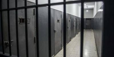 Filistinli esirler, İsrail hapishanelerinde "dayak ve hakaretin" rutin uygulamalar olduğunu belirtiyor