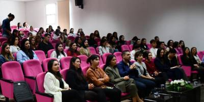 DAÜ’de sporcu diyetisyenliği ve kariyer söyleşisi düzenlendi