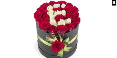 Kutuda Çiçek: Zarafetin ve Estetiğin Şık Bir Buluşması