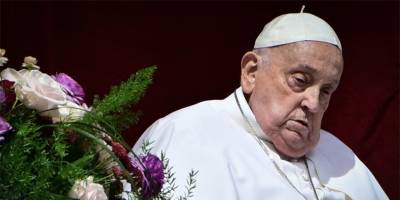 Papa Francis yaşamını yitirdi