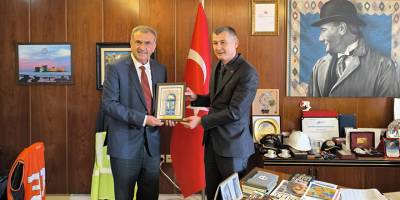 Gazimağusa Belediye Başkanı Uluçay Mersin’de temaslarda bulunuyor