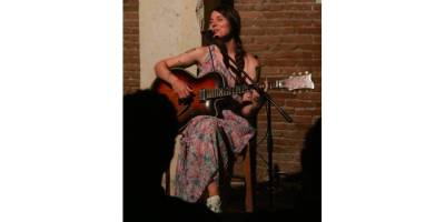 Rüstem’de ruhumuza huzur veren Deniz Tekince bir gece yaşandı