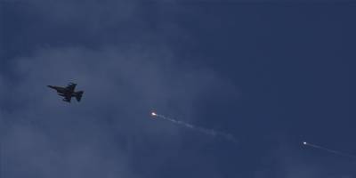 İsrail savaş uçaklarının, Yemen'e hava saldırıları düzenlediği bildirildi