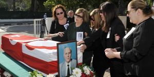 Özcelik, mecliste devlet töreni ile uğurlandı 