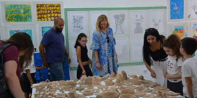 Yakın Doğu İlkokulu'nda yıl sonu sergisi