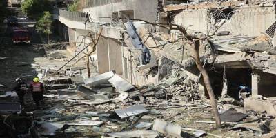 İran, İsrail'e yeni bir füze saldırısı dalgası başlattı