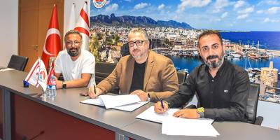 Girne’de ‘Elektrikli Bisiklet sistemi ihalesi’ imzalandı