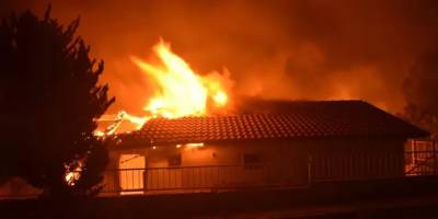 İzmir'de orman yangınlarına müdahale sürüyor