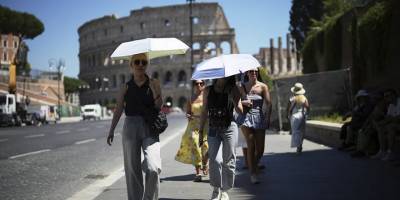 İtalya'da aşırı sıcaklar nedeniyle 2 kişi hayatını kaybetti